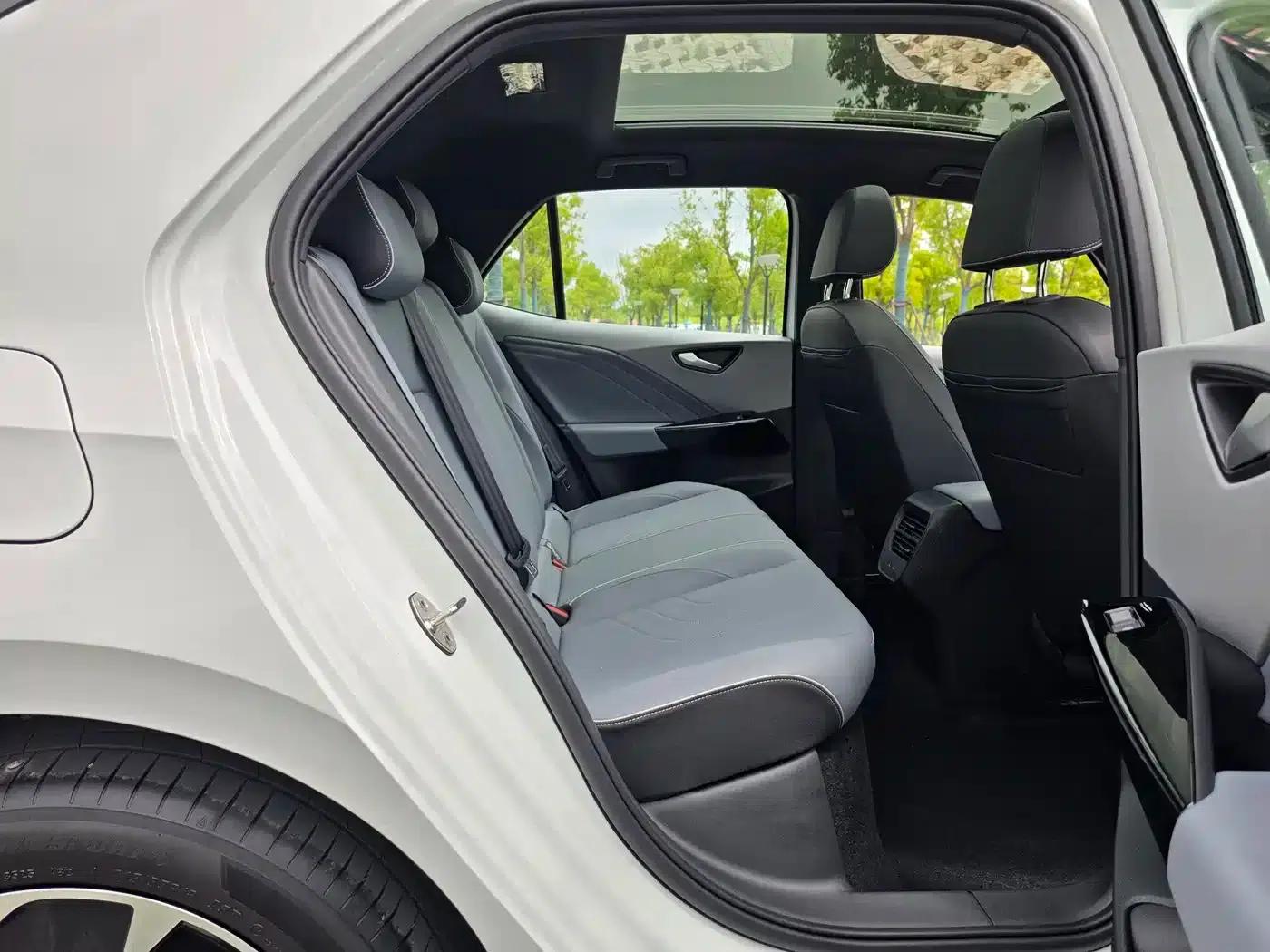 Volkswagen ID.3 2026 Smart Edition - Ultimate Edition — миниатюра 11