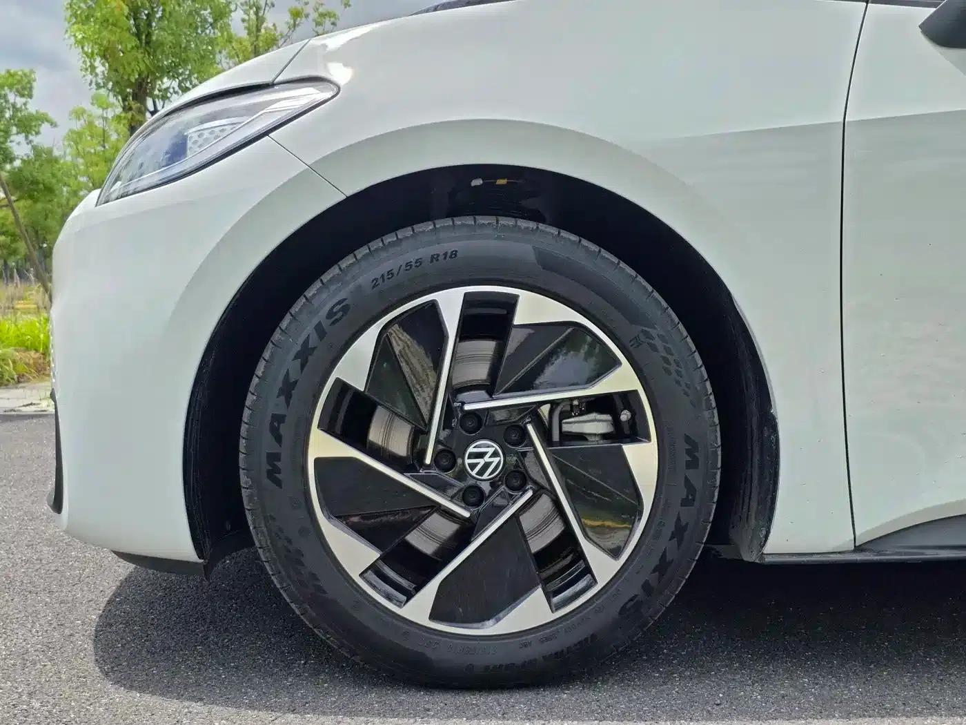 Volkswagen ID.3 2026 Smart Edition - Ultimate Edition — миниатюра 20