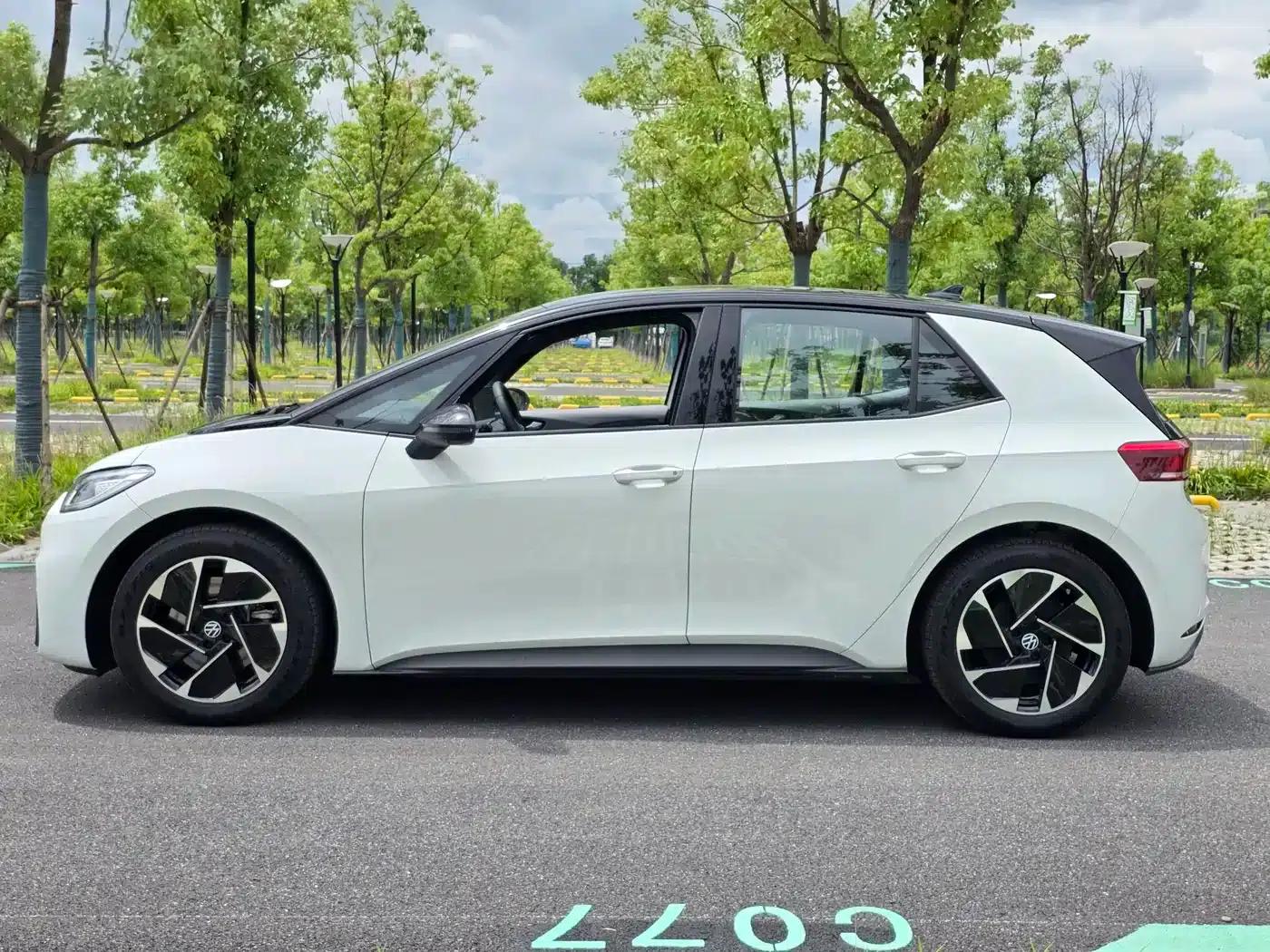Volkswagen ID.3 2026 Smart Edition - Ultimate Edition — миниатюра 7