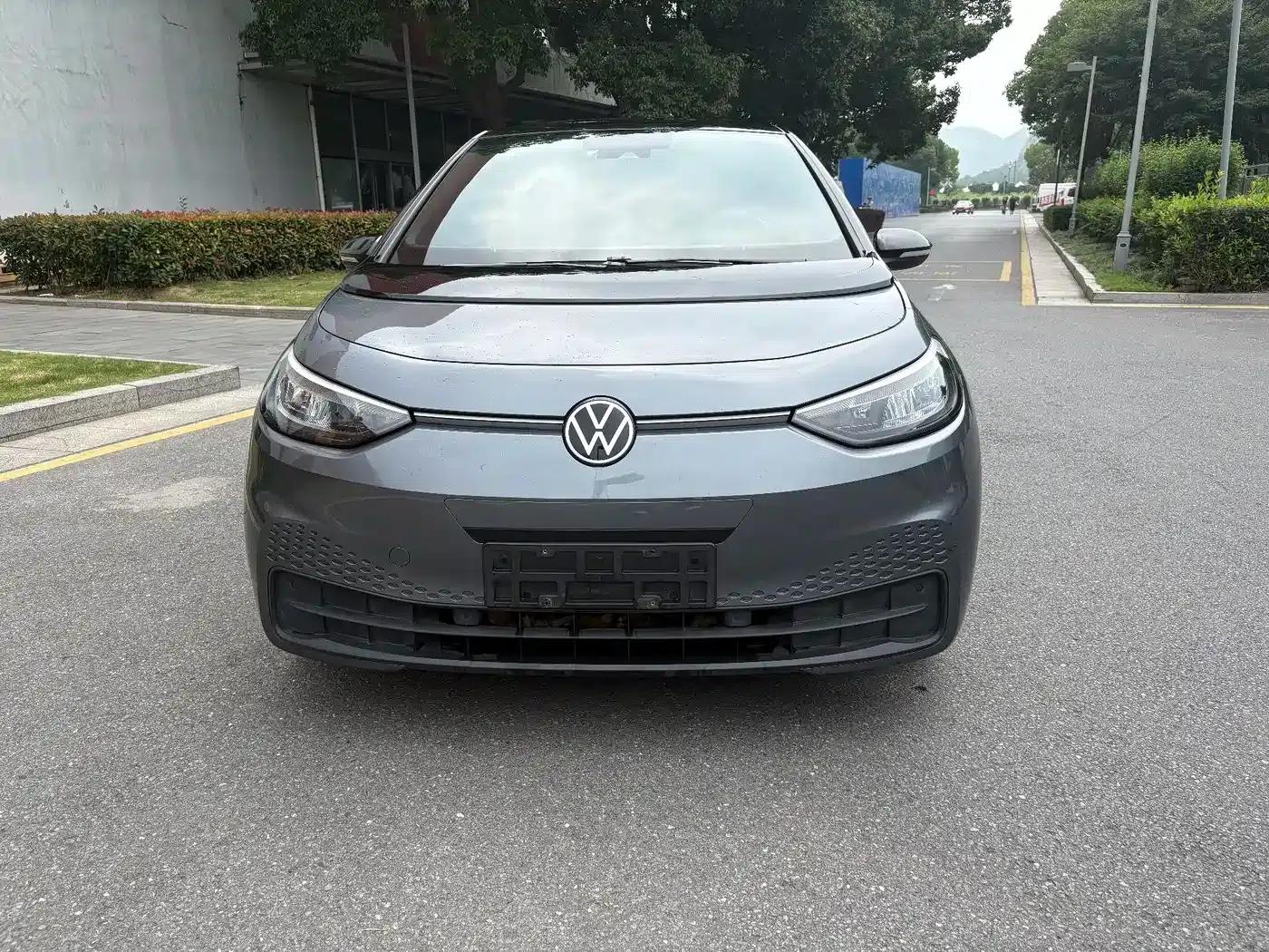 Volkswagen ID.3 2023 Intelligent Edition — миниатюра 2