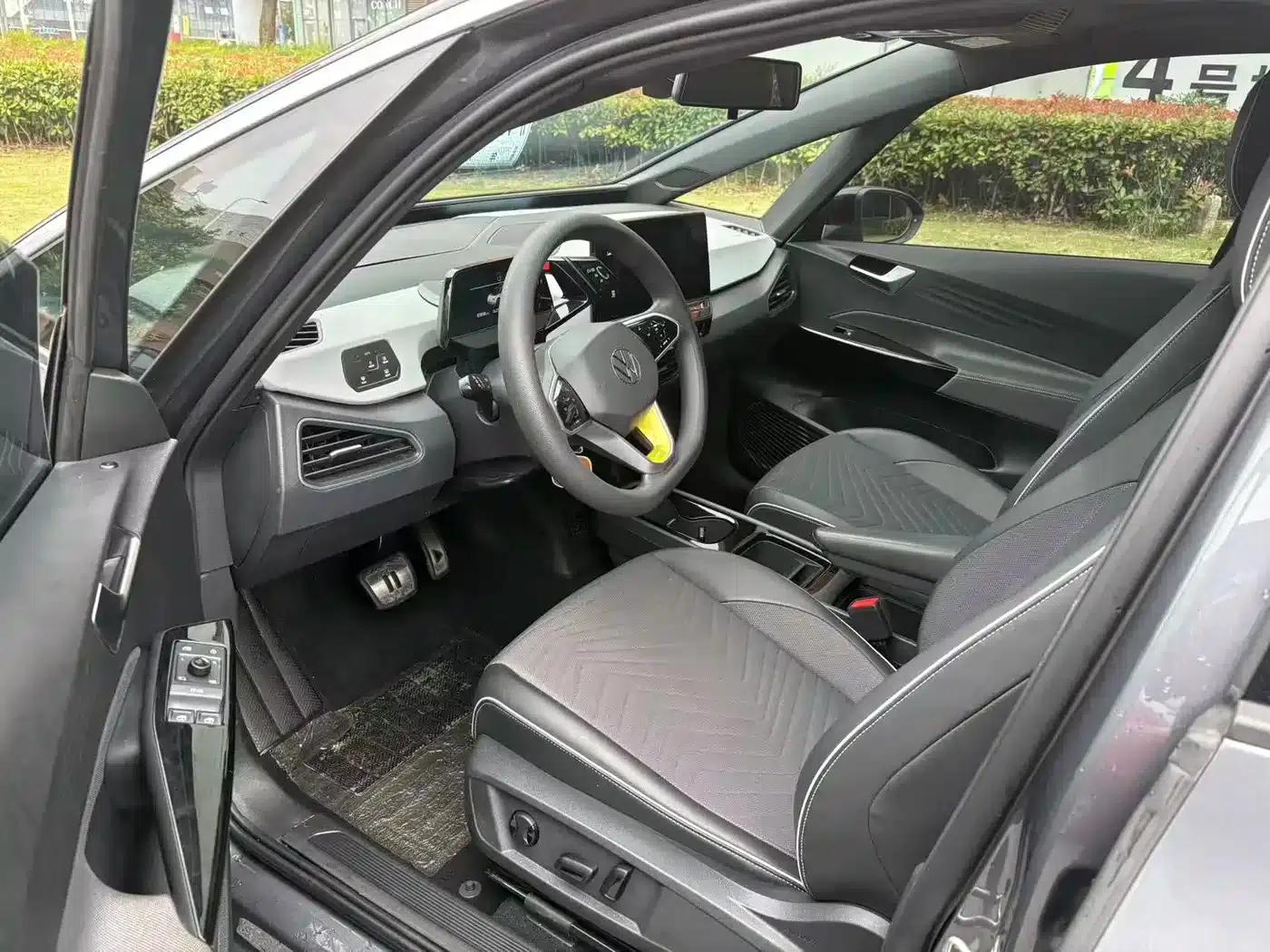 Volkswagen ID.3 2023 Intelligent Edition — миниатюра 4