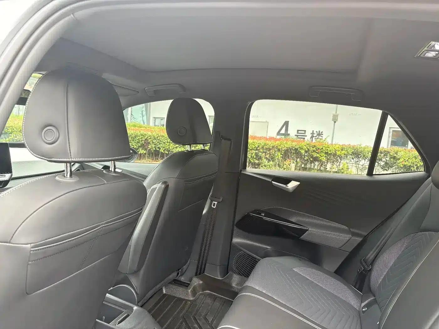 Volkswagen ID.3 2023 Intelligent Edition — миниатюра 5