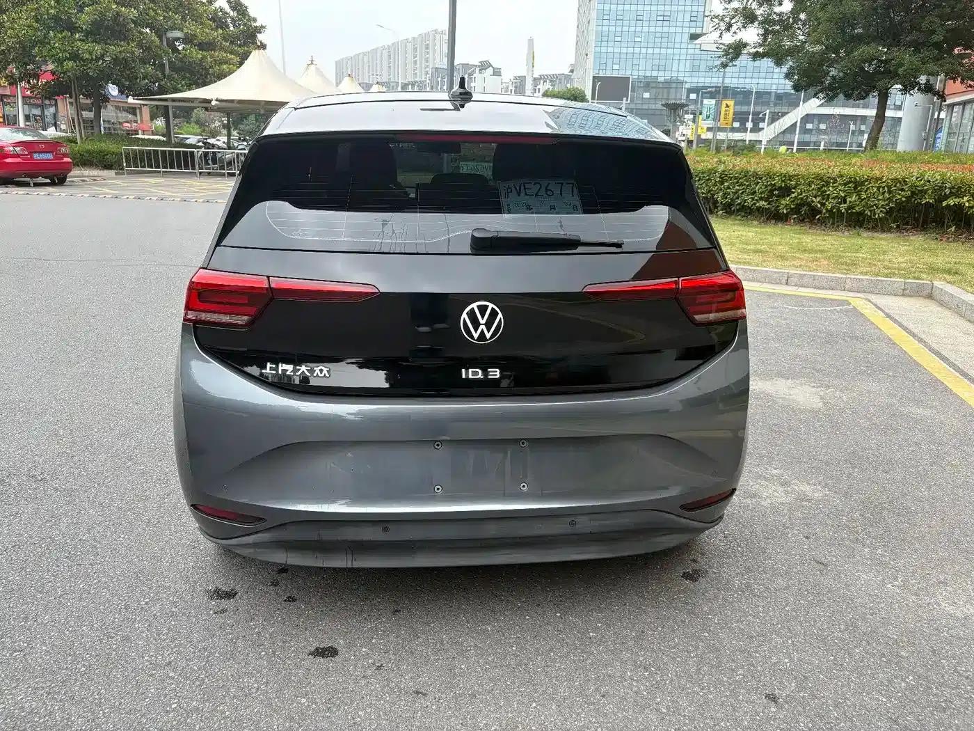 Volkswagen ID.3 2023 Intelligent Edition — миниатюра 10