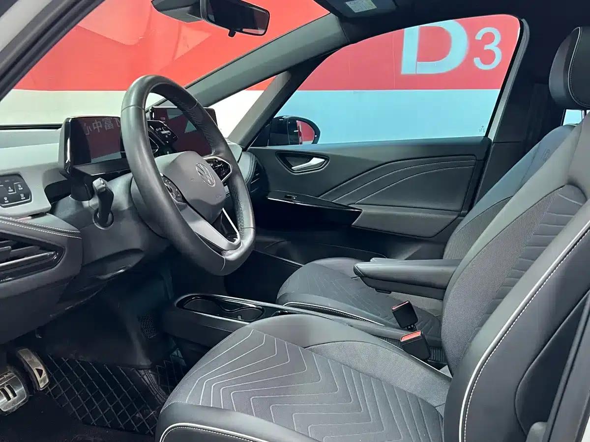 Volkswagen ID.3 2024 Outstanding Edition — миниатюра 8