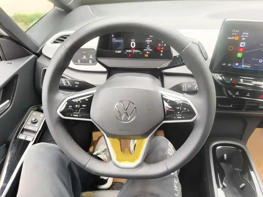 Volkswagen ID.3 2024 Outstanding Edition — миниатюра 11