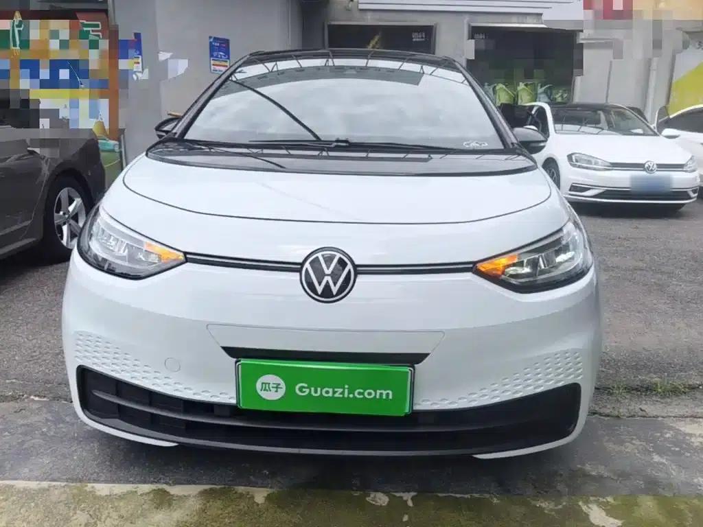 Volkswagen ID.3 2024 Outstanding Edition — миниатюра 3