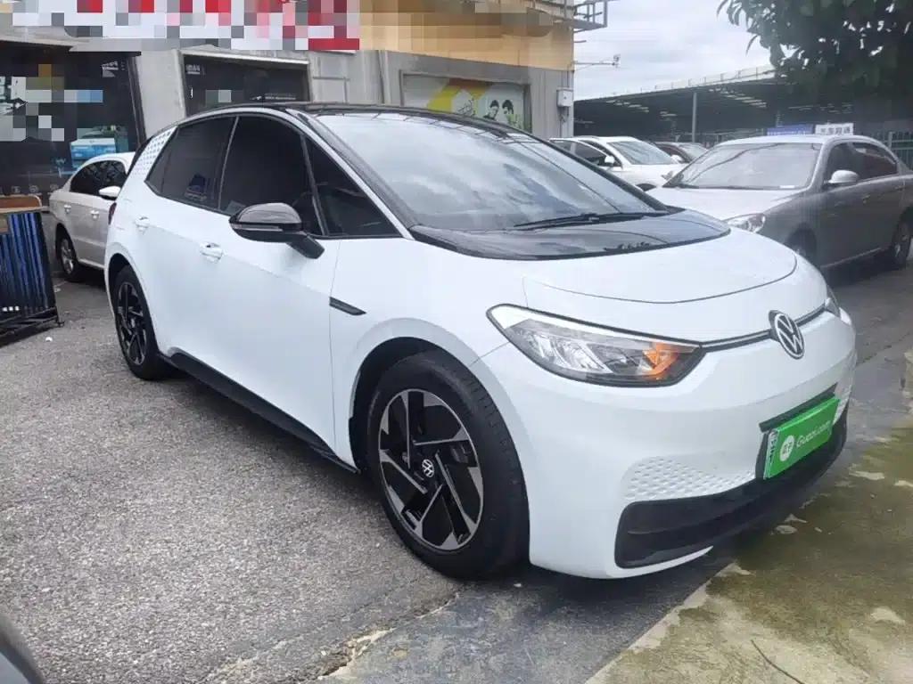 Volkswagen ID.3 2024 Outstanding Edition — миниатюра 4