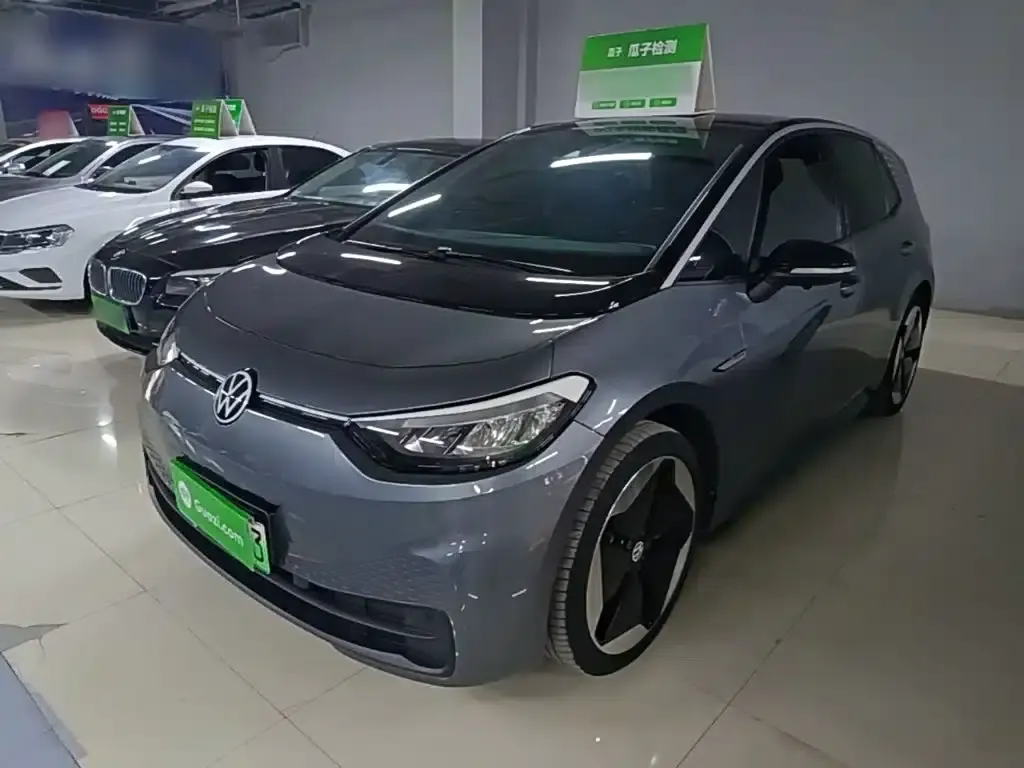 Volkswagen ID.3 2023 Pure Smart Edition — миниатюра 1