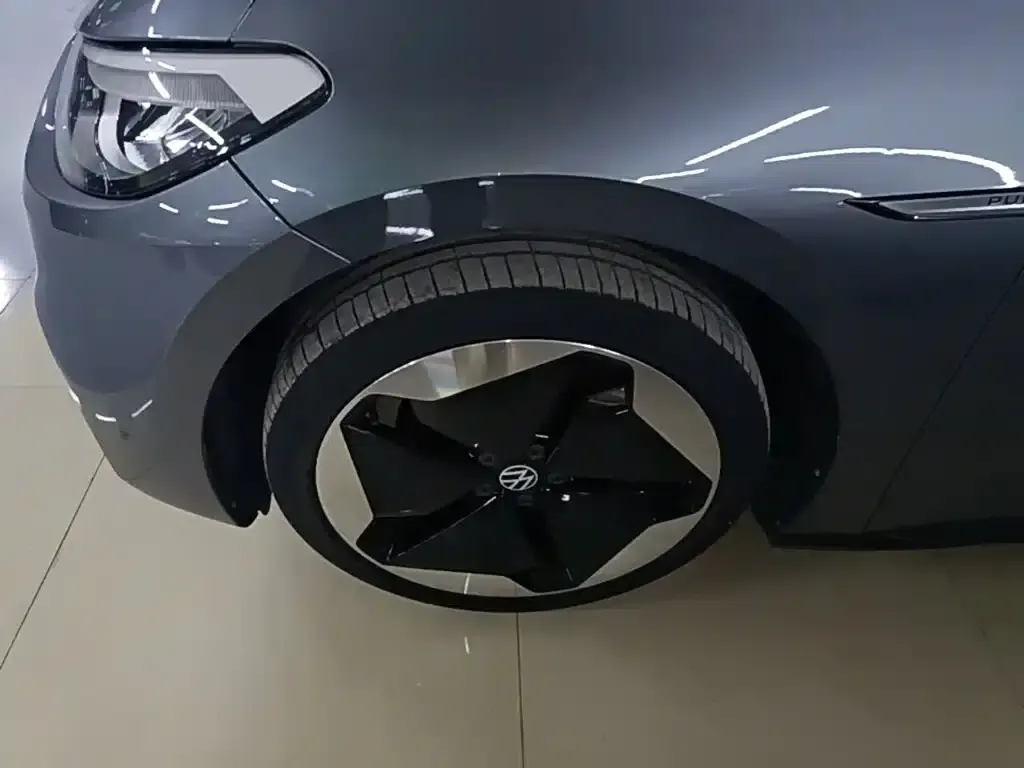 Volkswagen ID.3 2023 Pure Smart Edition — миниатюра 23