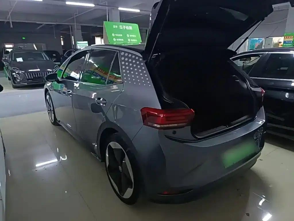 Volkswagen ID.3 2023 Pure Smart Edition — миниатюра 5
