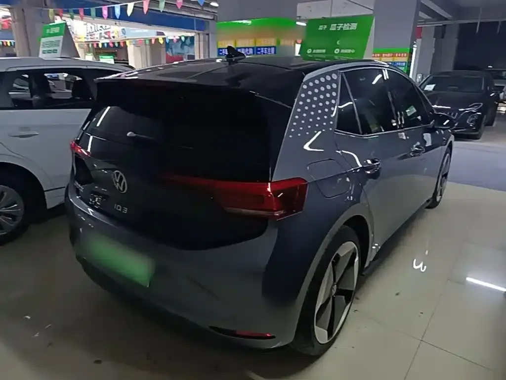 Volkswagen ID.3 2023 Pure Smart Edition — миниатюра 7