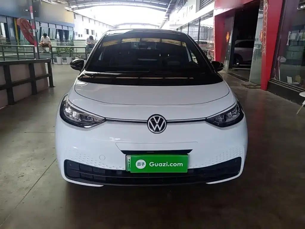 Volkswagen ID.3 2023 Pure Smart Edition — миниатюра 3