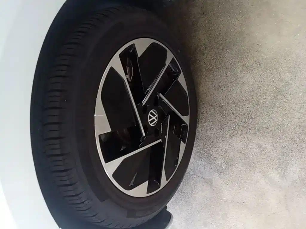 Volkswagen ID.3 2023 Pure Smart Edition — миниатюра 23