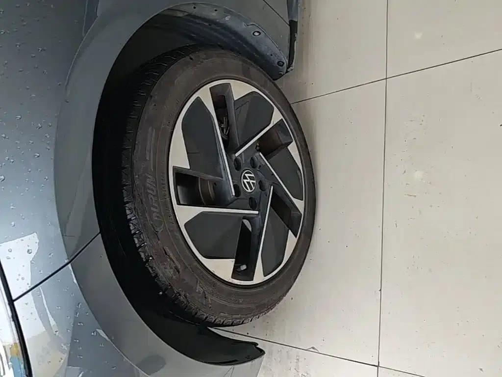 Volkswagen ID.3 2023 Pure Smart Edition — миниатюра 23