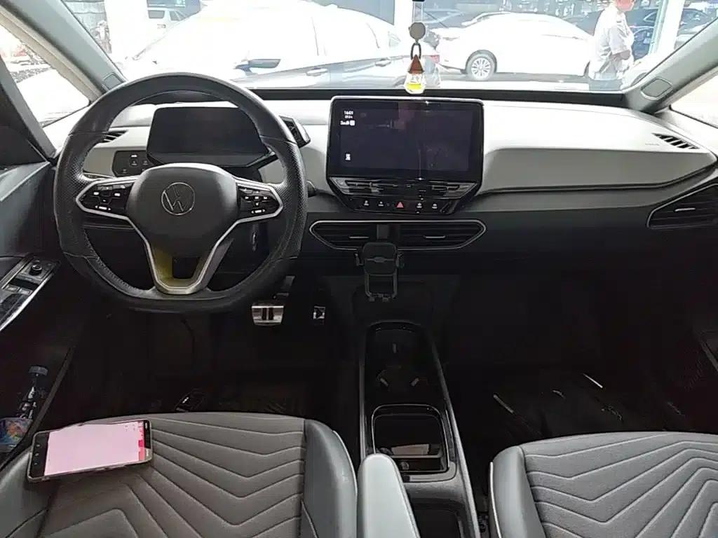 Volkswagen ID.3 2023 Pure Smart Edition — миниатюра 10