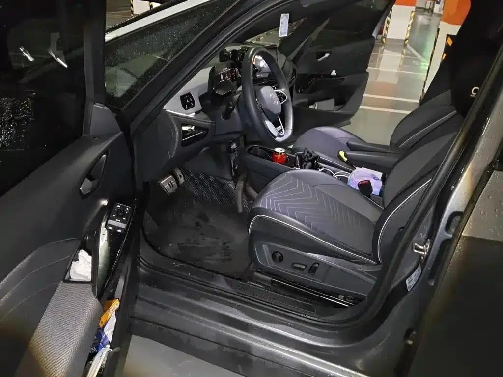 Volkswagen ID.3 2024 Outstanding Edition — миниатюра 14