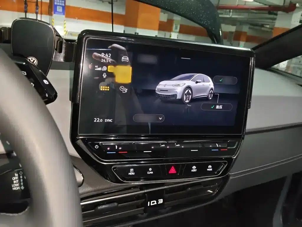 Volkswagen ID.3 2024 Outstanding Edition — миниатюра 6