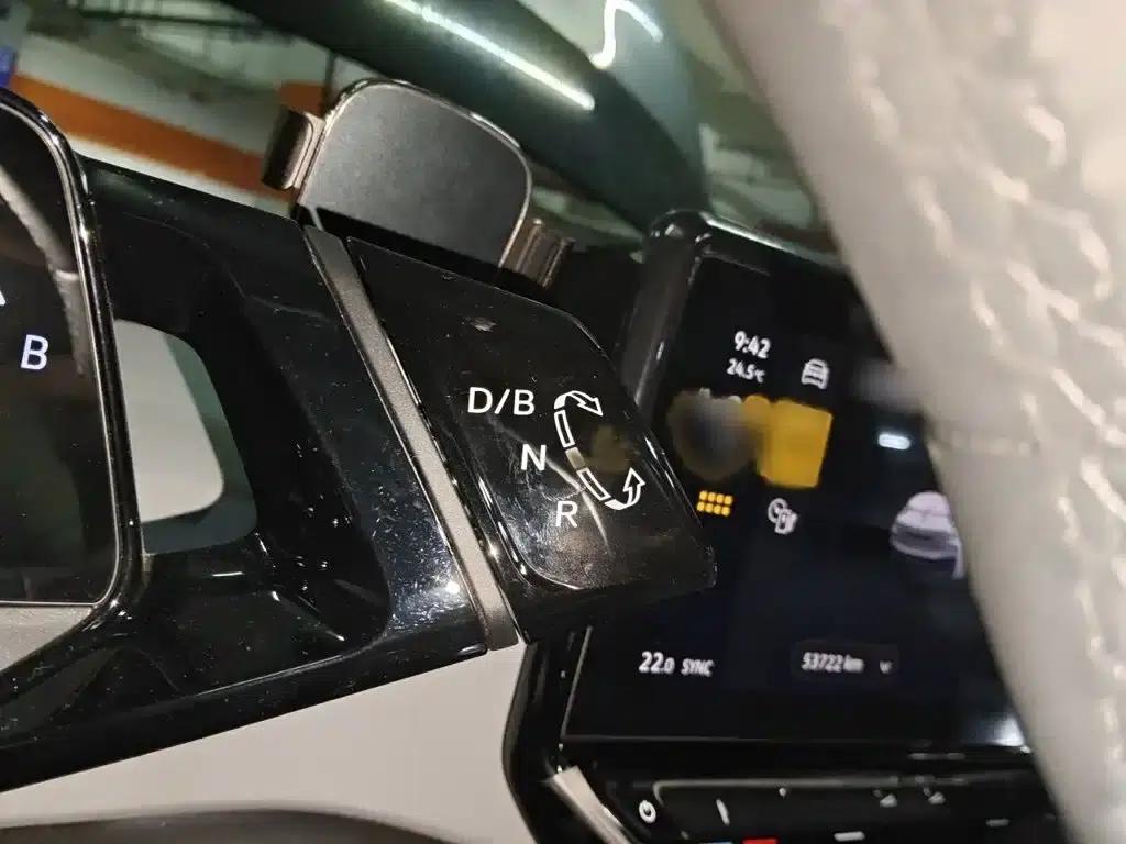 Volkswagen ID.3 2024 Outstanding Edition — миниатюра 7