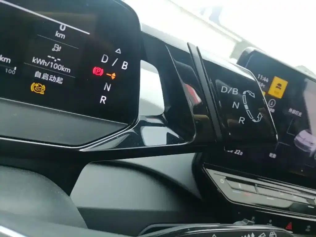 Volkswagen ID.3 2023 Upgraded Intelligent Edition — миниатюра 21