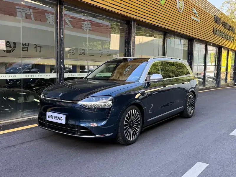 Wenjie M9 2025 Ultra Extended Range Six-Seat Version (192-line LiDAR) — миниатюра 1