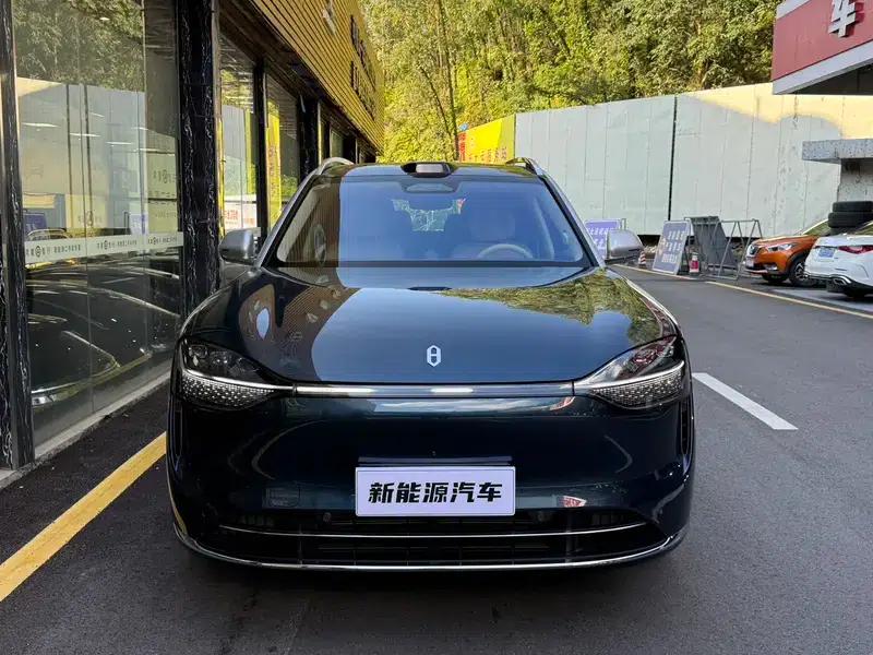 Wenjie M9 2025 Ultra Extended Range Six-Seat Version (192-line LiDAR) — миниатюра 2
