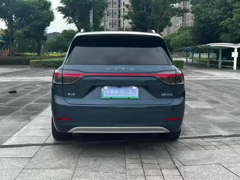Wenjie M9 2024 Pure Electric Max Six-Seat Version — миниатюра 5