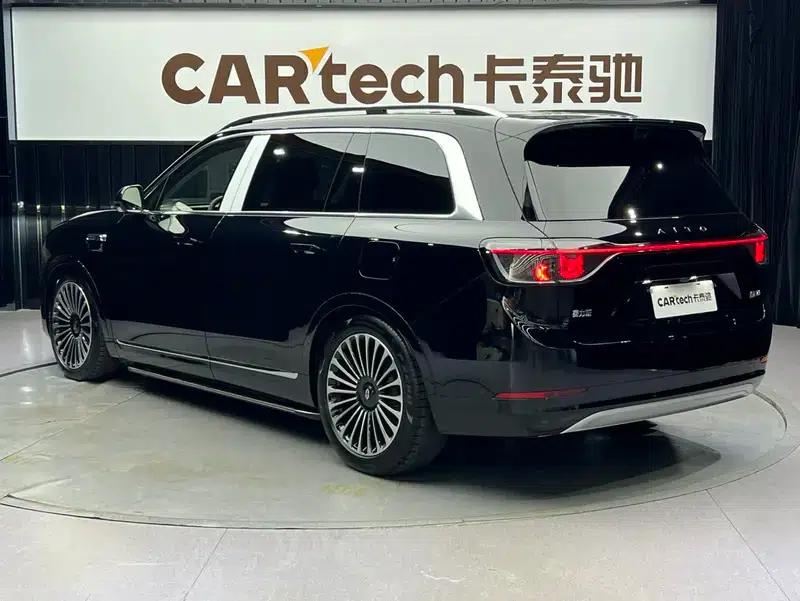 Wenjie M9 2025 Ultra Extended Range Six-Seat Version (192-line LiDAR) — миниатюра 5
