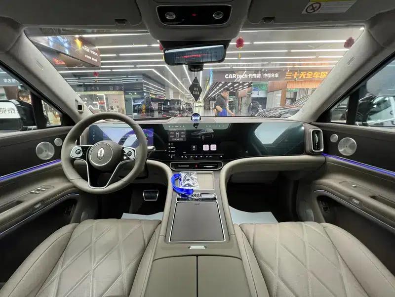 Wenjie M9 2025 Ultra Extended Range Six-Seat Version (192-line LiDAR) — миниатюра 9