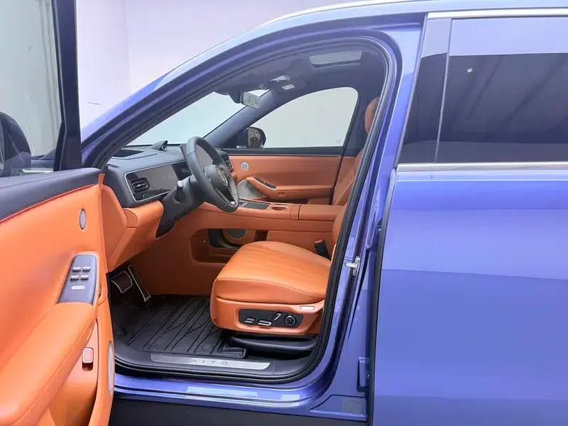Wenjie M7 2026 Extended Range Ultra 5-Seat 4WD (192-line LiDAR) — миниатюра 17