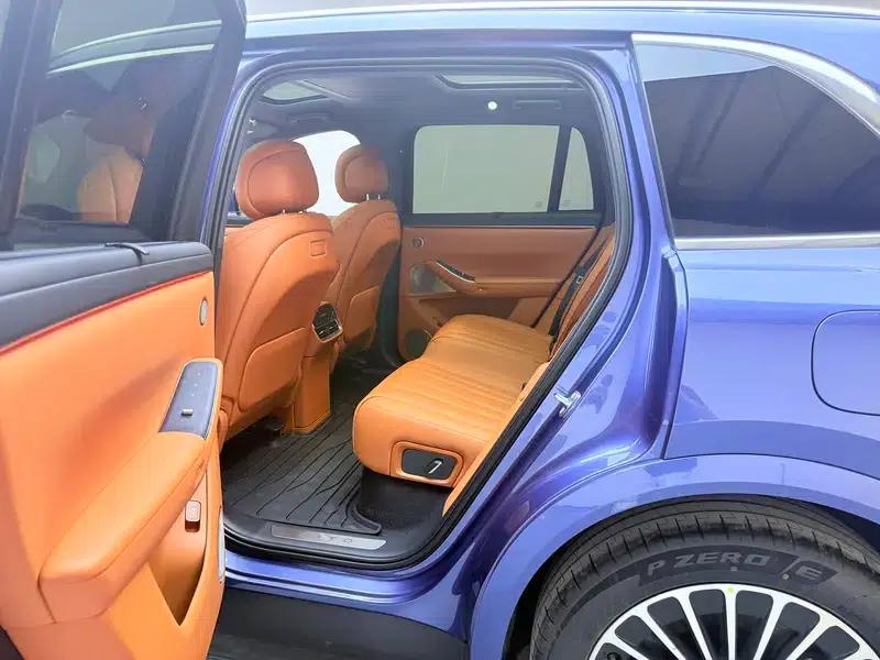 Wenjie M7 2026 Extended Range Ultra 5-Seat 4WD (192-line LiDAR) — миниатюра 18