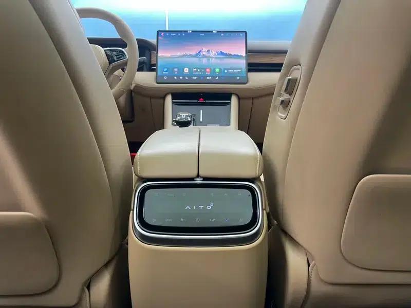 Wenjie M7 2024 Ultra 5-Seat Rear-Wheel Drive Intelligent Driving Edition — миниатюра 25