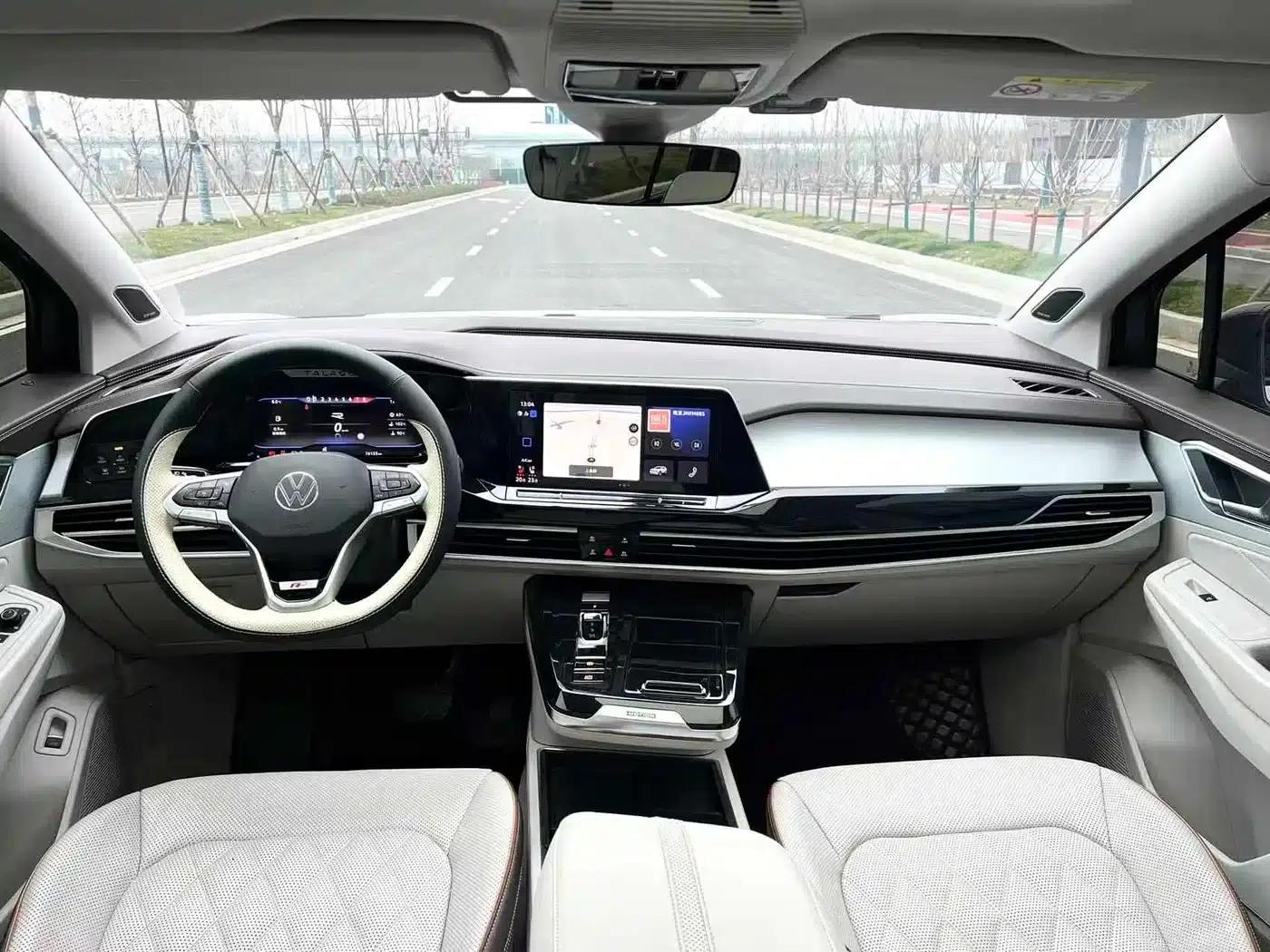 2022 Range Rover 380TSI 4WD Flagship Edition (6-seater) — миниатюра 12