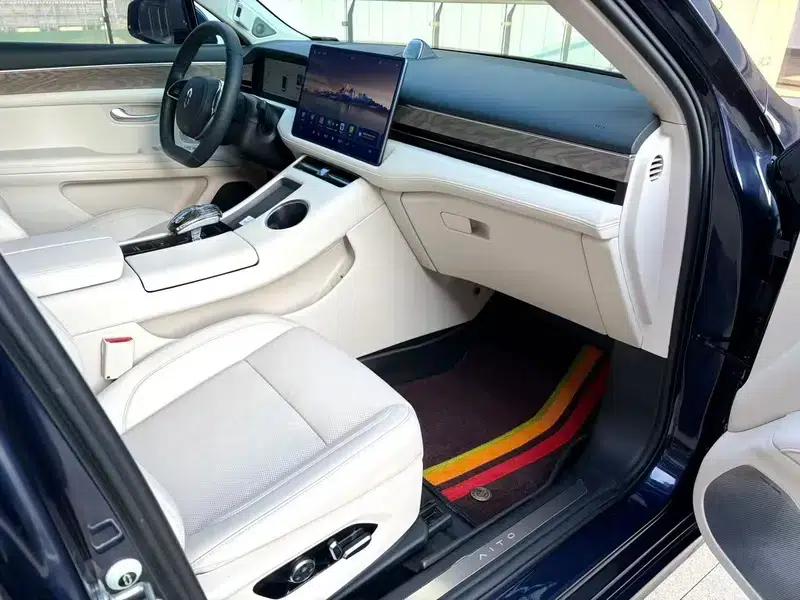Wenjie M5 2022 Extended Range Rear-Wheel Drive Standard Edition — миниатюра 16