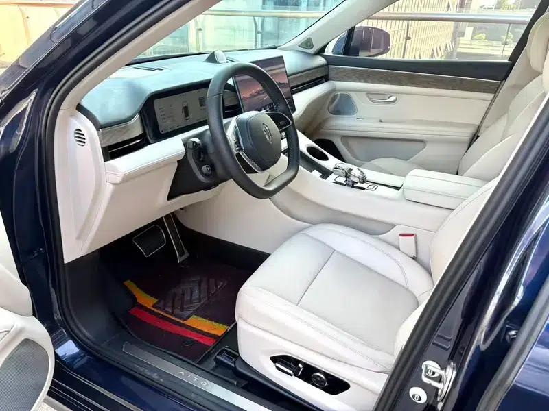 Wenjie M5 2022 Extended Range Rear-Wheel Drive Standard Edition — миниатюра 17