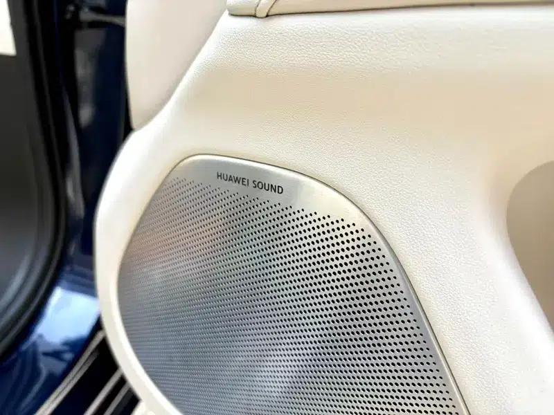 Wenjie M5 2022 Extended Range Rear-Wheel Drive Standard Edition — миниатюра 7