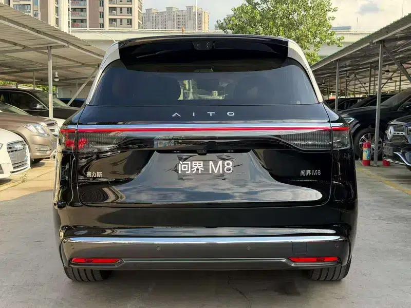 Wenjie M8 2025 Extended Range Max+ 5-Seat 4WD Version (192-line LiDAR) — миниатюра 5