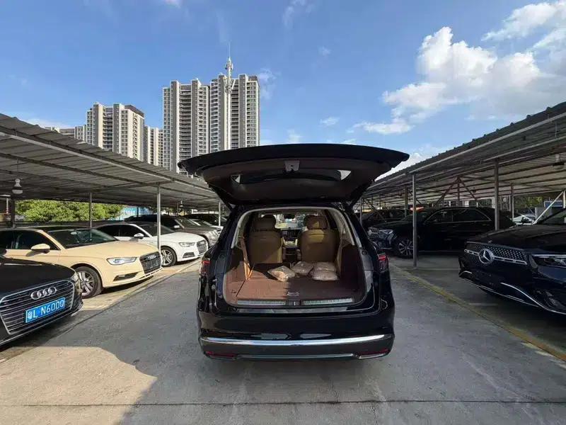 Wenjie M8 2025 Extended Range Max+ 5-Seat 4WD Version (192-line LiDAR) — миниатюра 8