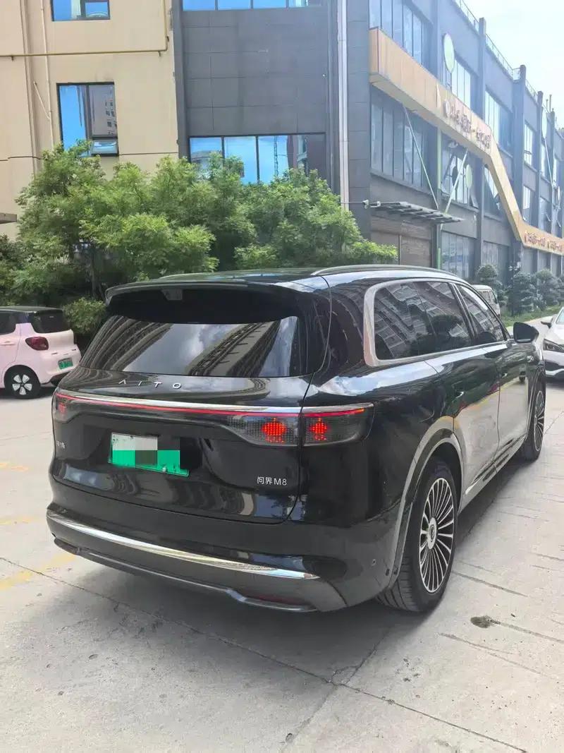 Wenjie M8 2025 Extended Range Max+ 6-Seat 4WD Version (192-line LiDAR) — миниатюра 5
