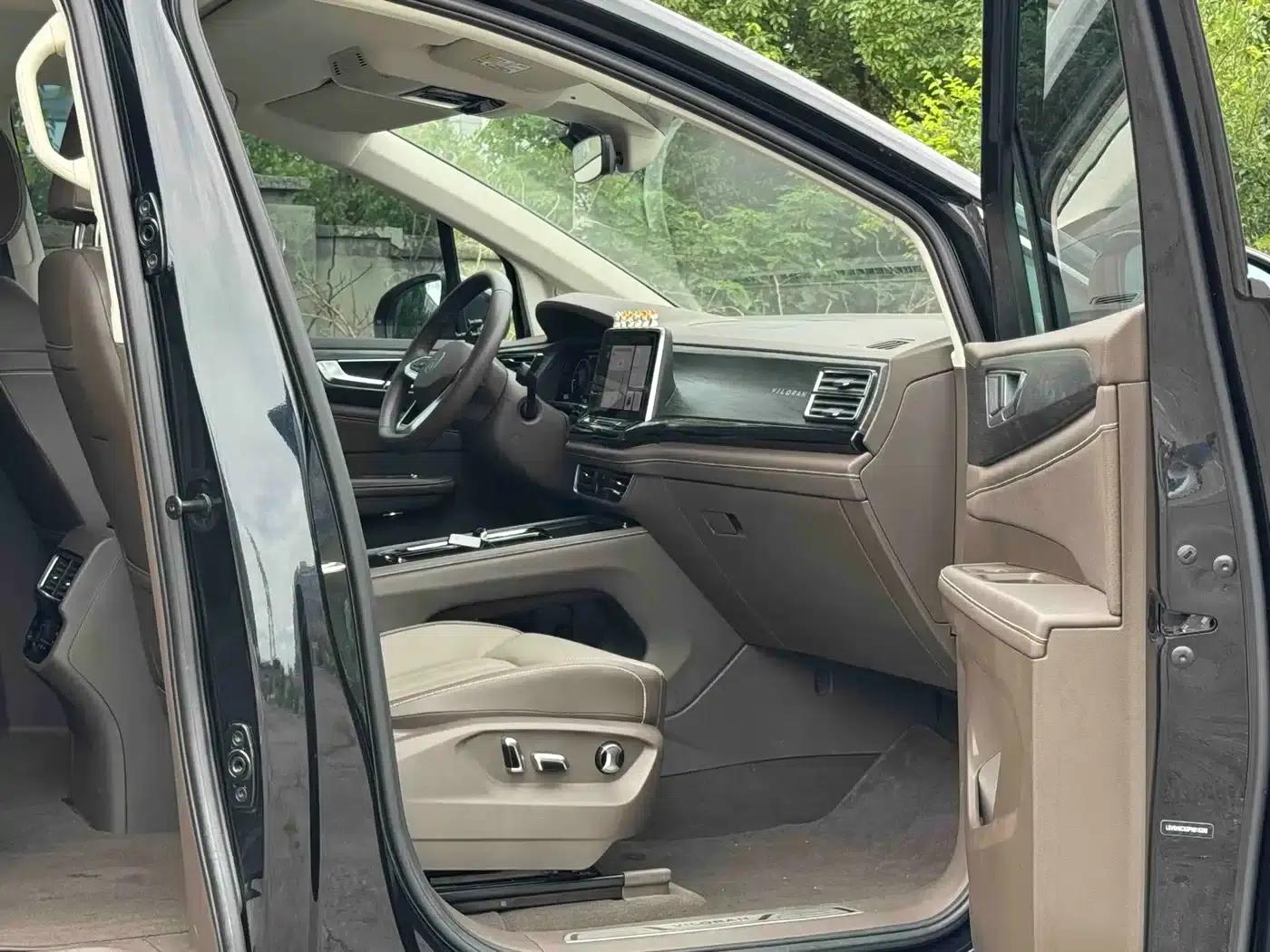 Viloran 2024 380TSI Premium Edition — миниатюра 12