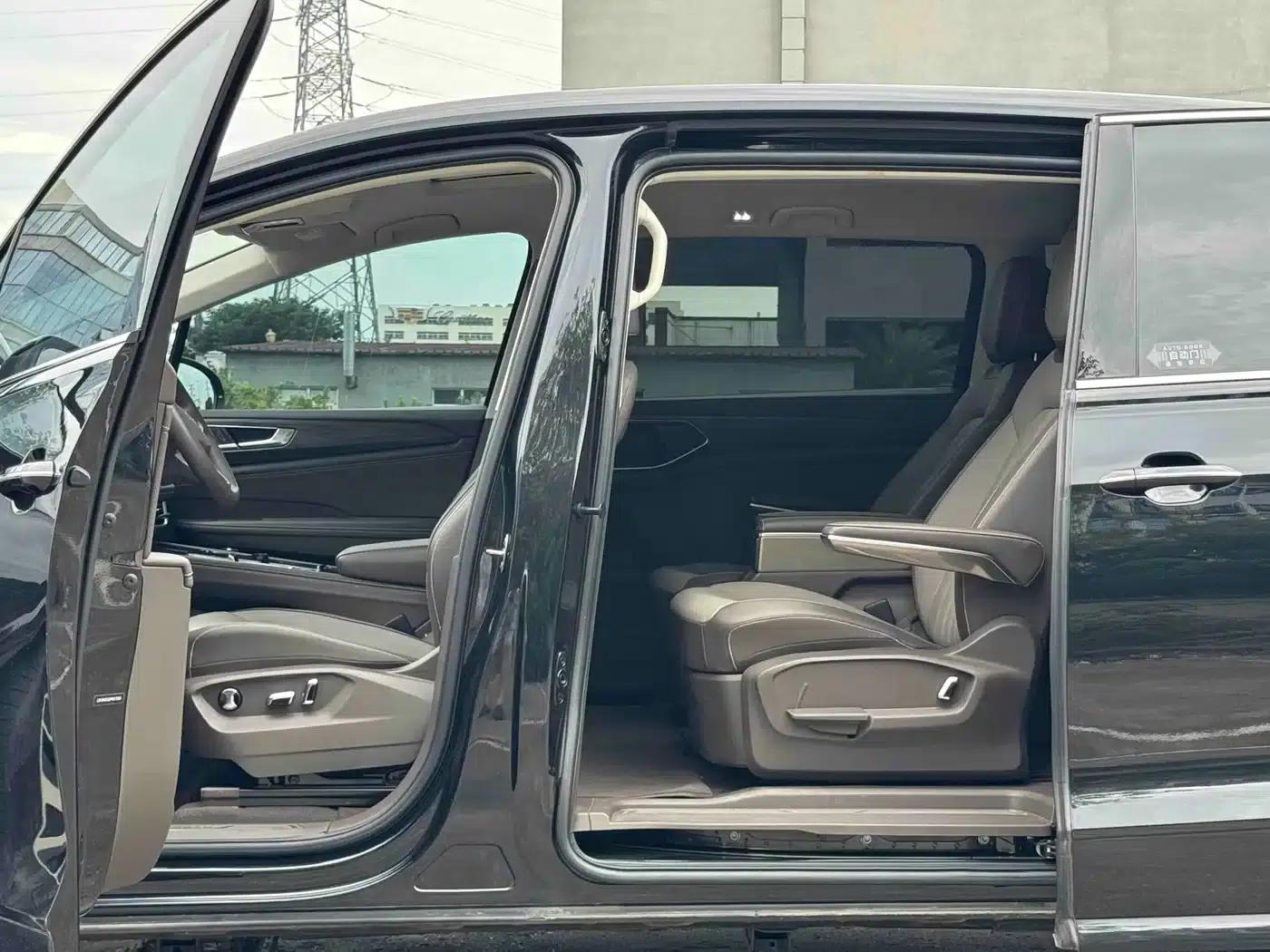 Viloran 2024 380TSI Premium Edition — миниатюра 13