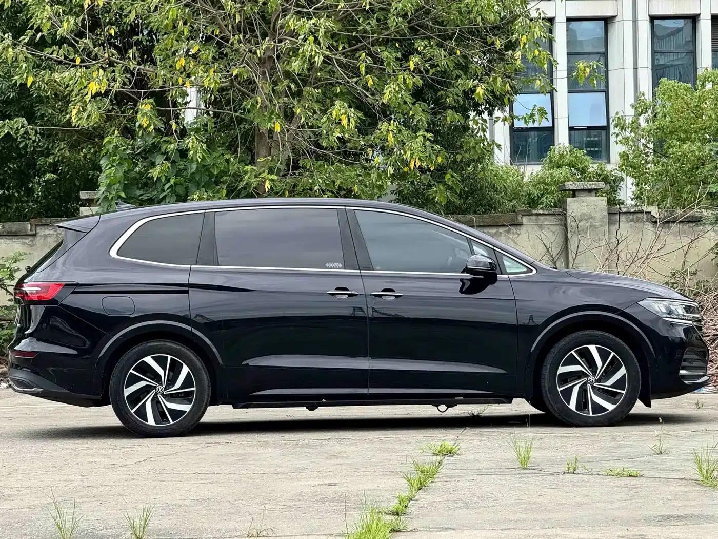 Viloran 2024 380TSI Premium Edition — миниатюра 3