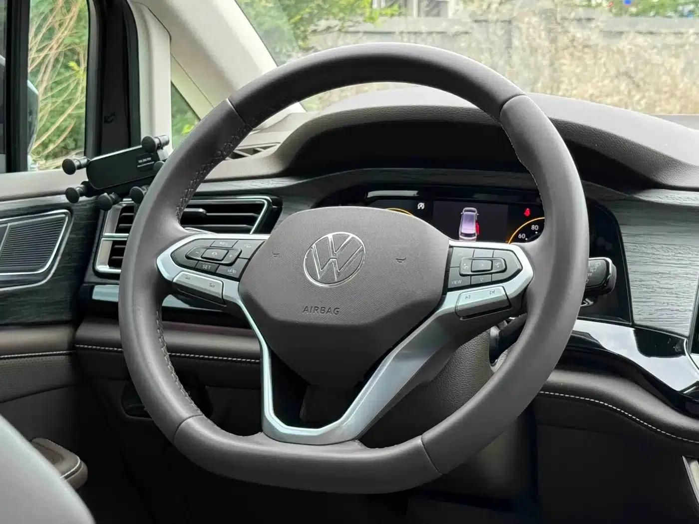 Viloran 2024 380TSI Premium Edition — миниатюра 9