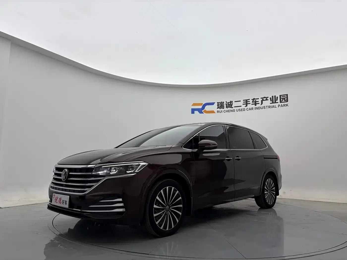 Viloran 2023 380TSI Premium Edition — миниатюра 1