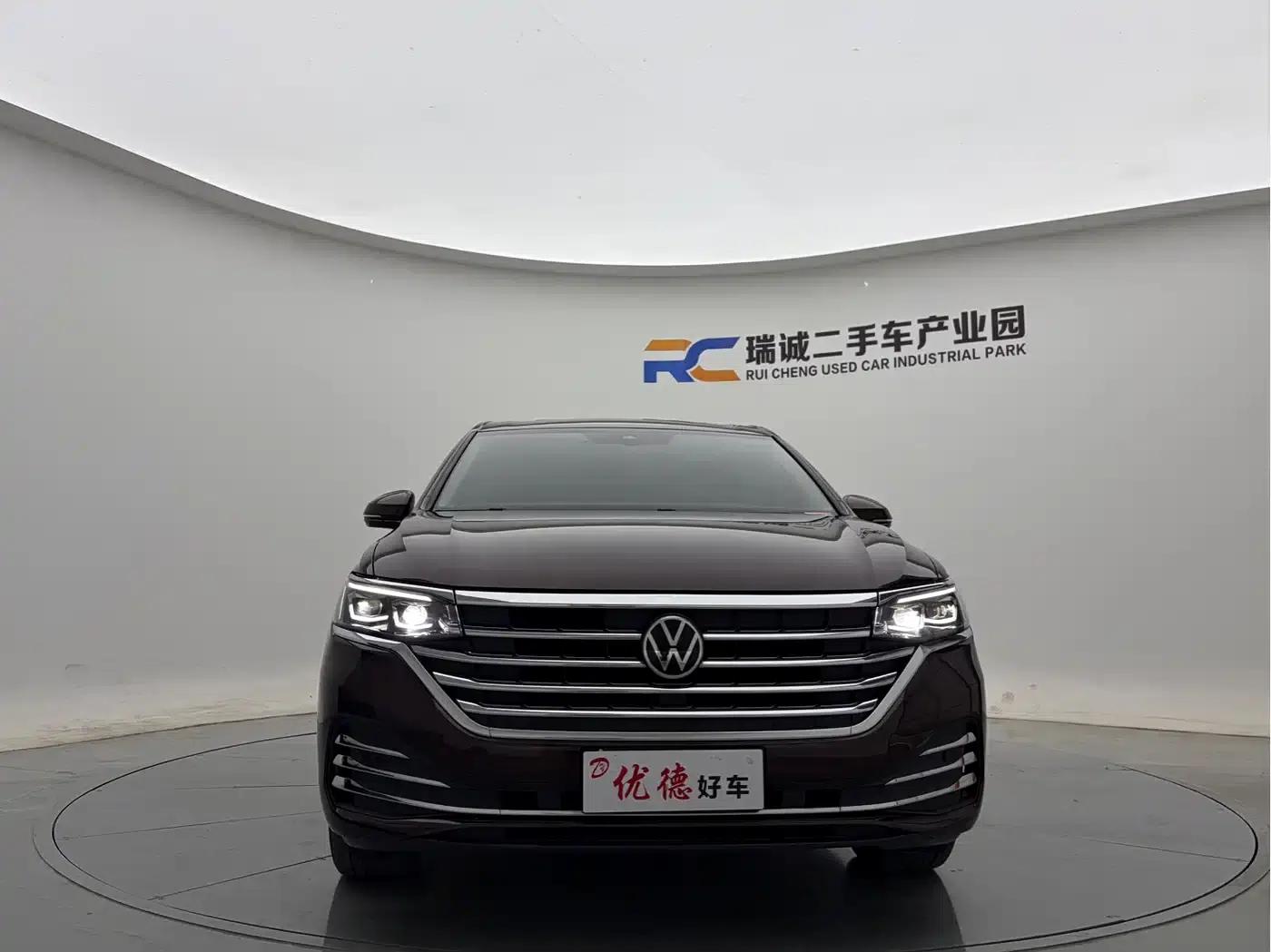 Viloran 2023 380TSI Premium Edition — миниатюра 2