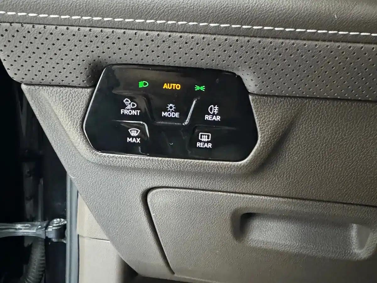 Viloran 2022 380TSI Premium Edition — миниатюра 18