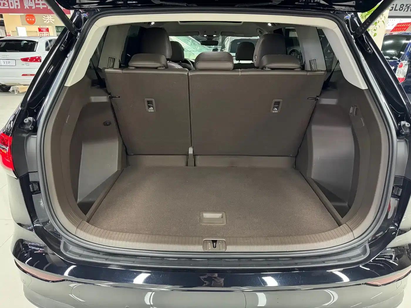 Viloran 2022 380TSI Premium Edition — миниатюра 21