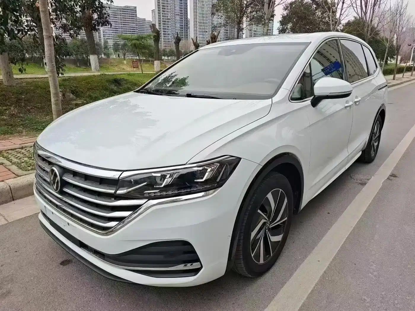 Viloran 2024 330TSI Luxury Edition — миниатюра 3