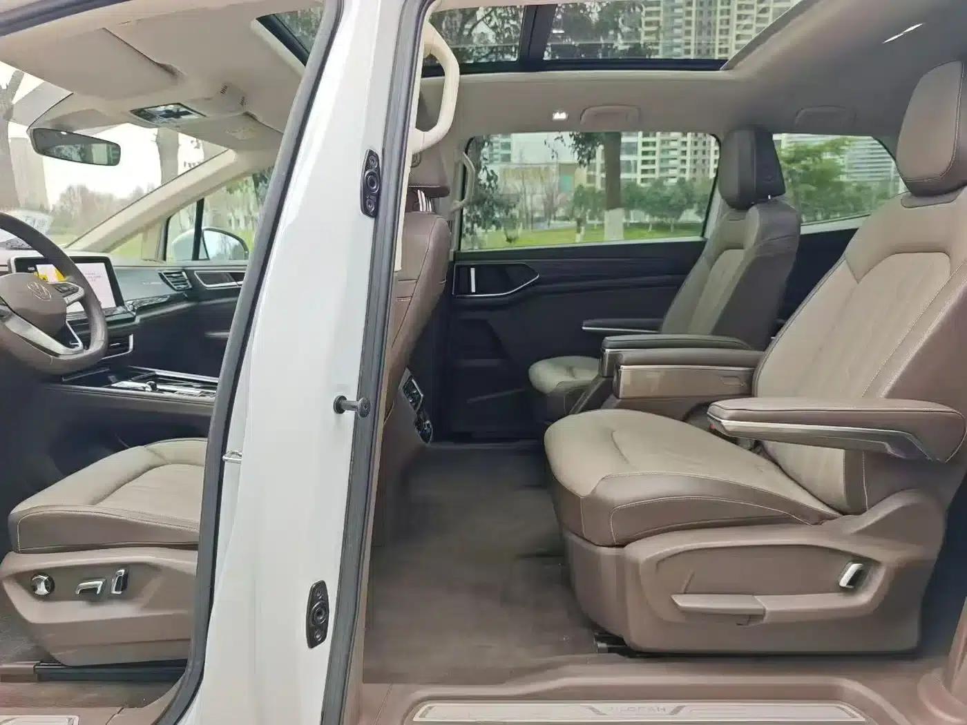 Viloran 2024 330TSI Luxury Edition — миниатюра 6