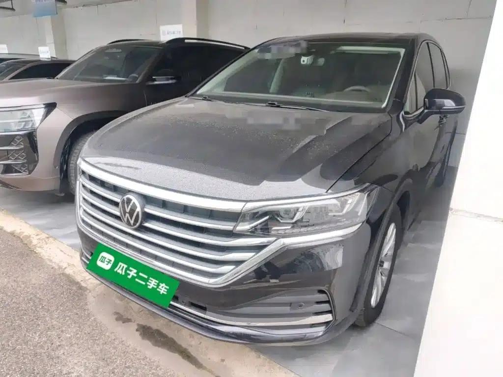 Viloran 2024 330TSI Business Edition — миниатюра 1