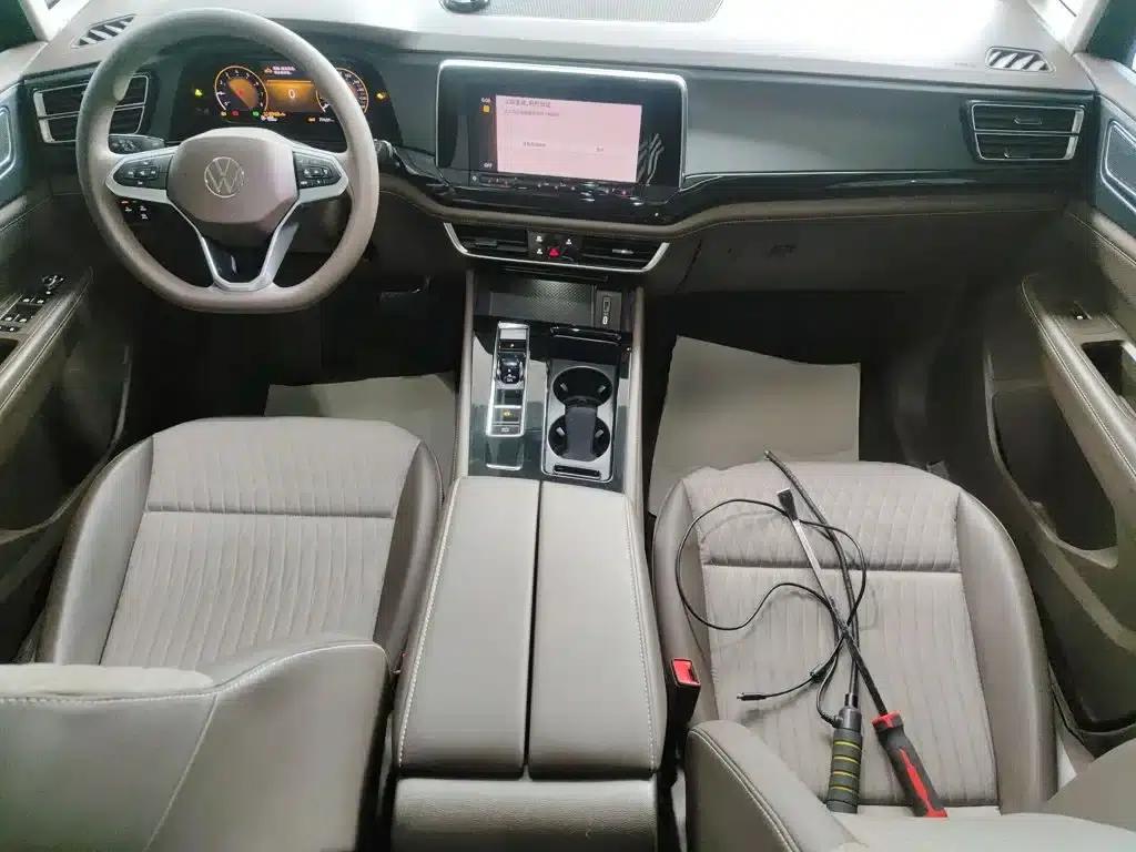 Viloran 2024 330TSI Business Edition — миниатюра 6